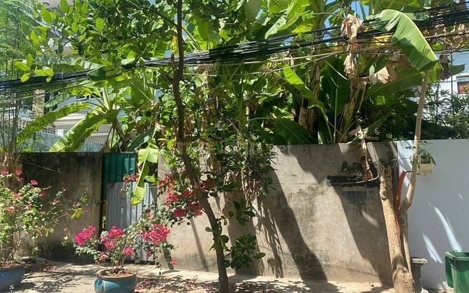 Khuôn biệt thự đẹp, đường NBTrần Não, DT 10x30m - 305m2, đơn giá tốt