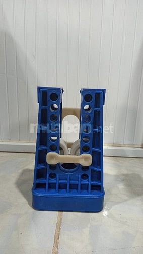 Tuyển kỹ thuật viên đứng máy ép nhựa