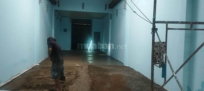 Cho thuê xưởng 200m2 đường xe tải lớn thông thoáng