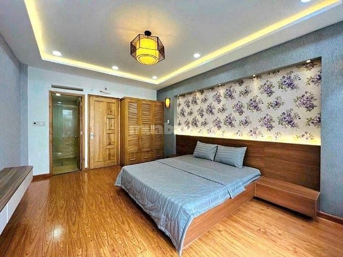 BÁN NHÀ ĐẸP SÁT TÊN LỬ.A NỐI DÀI - AEO.N MAILL - OTO VÀO NHÀ - 4X19M