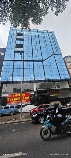 Cho thuê chân đế chung cư Five Star khu đông dân, DT 120m2x2T,  MT 8m