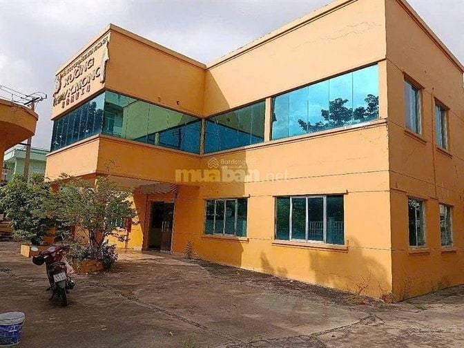 Kho xưởng 2.000m2 MT Bình Tân,có VP, trạm điện 300KVA, giá:105tr/tháng