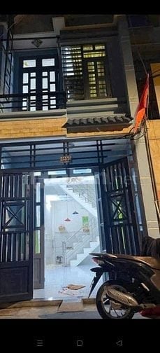 Nhà cho thuê 6 triệu/tháng , ngay uỷ ban phường tân thới hiệp quận 12