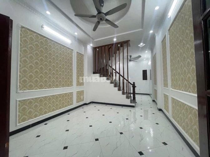 Trung tâm Hai Bà Trưng Phân lô ô tô đỗ cửa 36m2 4 tầng 9.85 tỷ