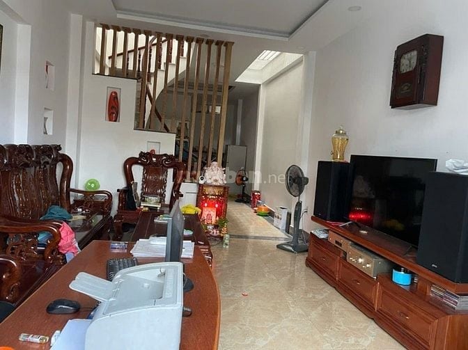 Bán nhà đẹp 2,5 tầng vào ở ngay.