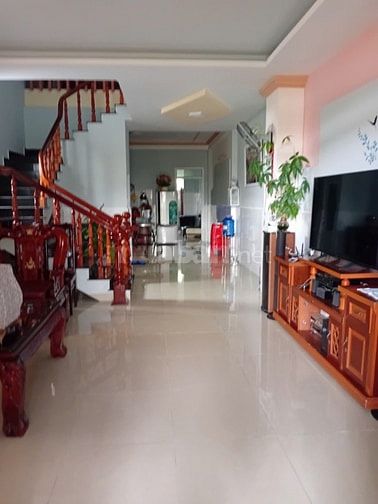Cho thuê nhà 3 phòng đà lạt 10triệu/tháng đường ôtô nhà xây kiên cố