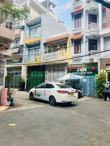 GẤP GIẢM 4 TỶ- MẶT TIỀN QUẬN 1- ĐƯỜNG 8M- 6 TẦNG- 43m2- 12,x TỶ TL