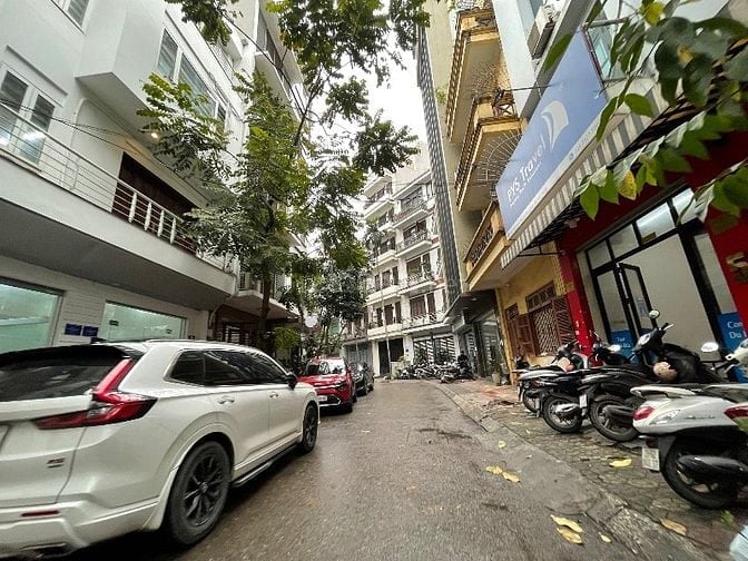 Bán nhà ngõ 40 Trung Kính, Cầu Giấy, Hà Nội