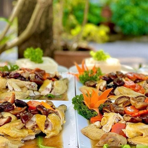 Tuyển Đầu Bếp Nấu Tiệc Lưu Động Tại Nhà