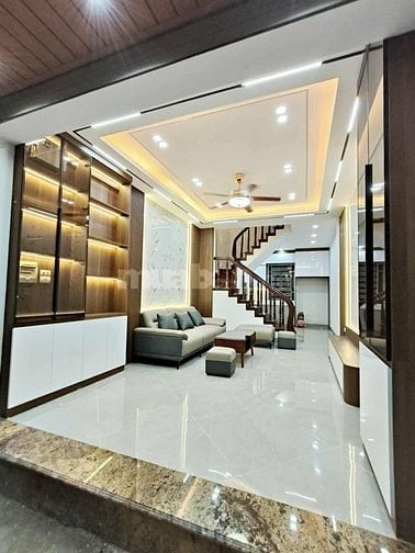 Bán nhà TT quận Hai Bà Trưng mới kính koong tặng full nội thất xịn xò 