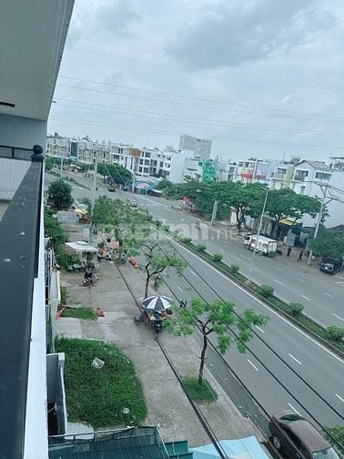 Tôi cần bán nền đất Nhà Phố mặt tiền Phạm Hùng thuộc KDC T30 BC