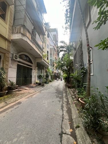 Phương Mai 60m2, 4.6m ngang,phân lô, sổ vuông, 2 thoáng trước sau, đẹp