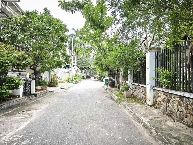 Bán Biệt 𝐂𝐨𝐦𝐩𝐨𝐮𝐧𝐝 Đường 3 𝐀𝐧 𝐊𝐡𝐚́𝐧𝐡 (Q2) TP HCM 