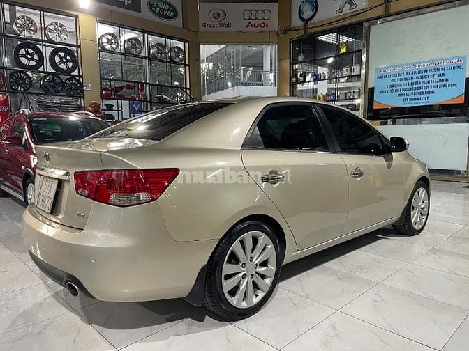 Bán xe Kia Forte EX 5 chỗ, không va chạm, cấn đụng, zin toàn bộ