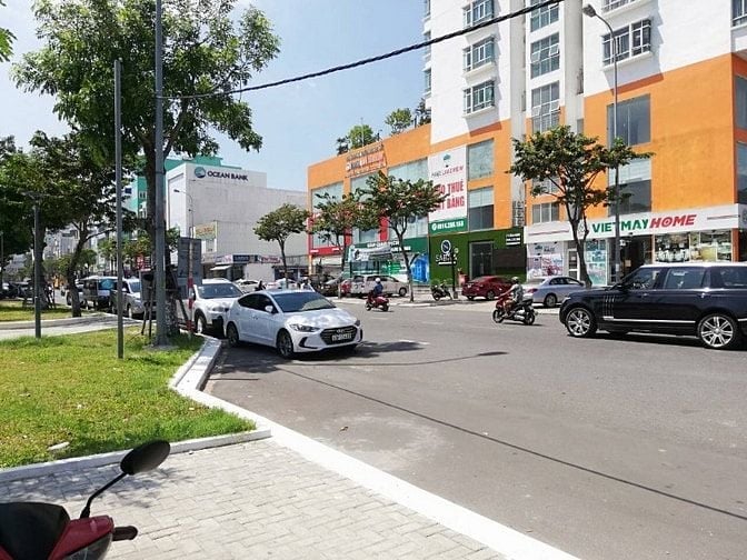 Bán mặt bằng kinh doanh-văn phòng-dịch vụ 1660m2 trung tâm TP Đà Nẵng