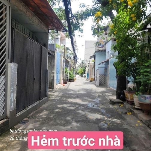hẻm 5m Nguyễn Hữu Tiến , Tây Thạnh 4x26, cấp 4 cũ . giá : 7,6 tỷ 