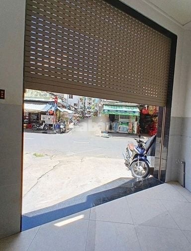  Cho thuê nhà 2 mặt tiền Lương Nhữ Học, P.11, Q.5 giá 12tr