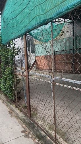 Cho thuê kho mặt đường nhựa 8m , P Bình Trưng Đông , 1pn / 1WC 
