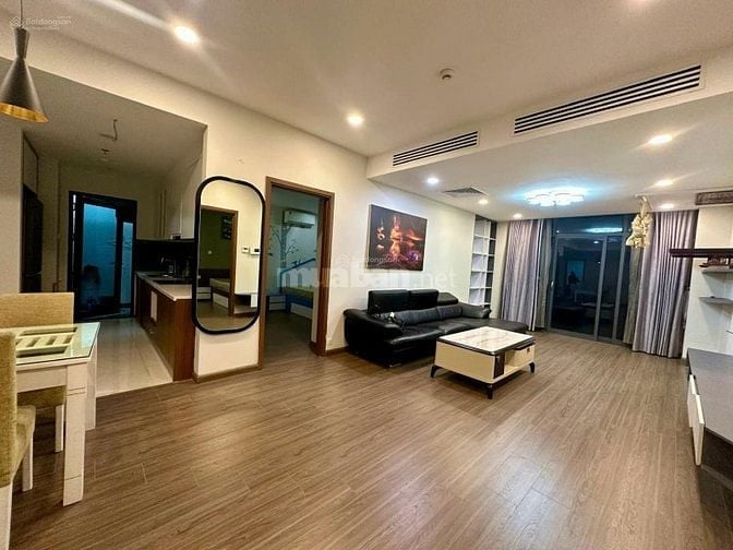 Cho thuê Discovery Complex, 140m2, 3 Ngủ, Full đồ, có Slot Ô Tô