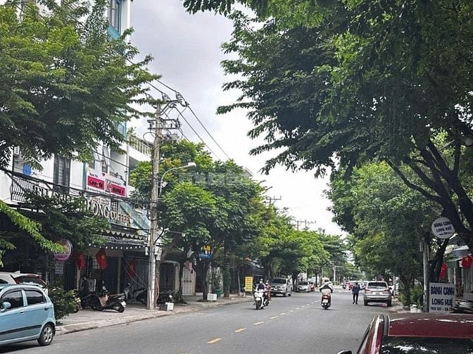 Bán nhà 3 tầng đường Huỳnh Tấn Phát, Hải Châu – 105m2 Giá nhỉnh 12 Tỷ