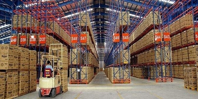 TUYỂN NHÂN VIÊN KHO Ở DĨ AN.. 