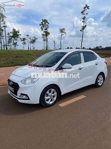 HUYNDAI i10 sedan , số sàn , bản đủ đời 2018