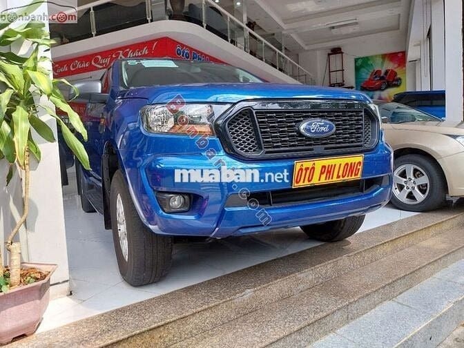 Ford Ranger XLS 2.2L 4x2 AT 2021 - 465 Triệu