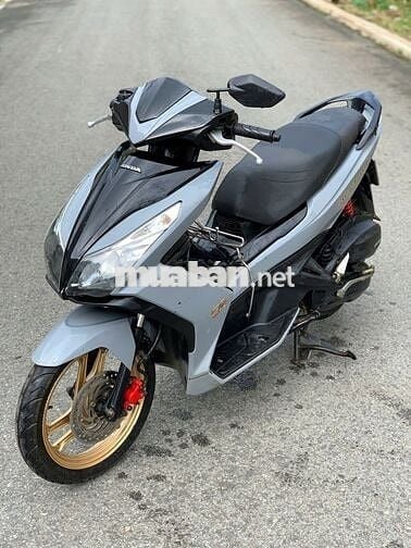 Air Blade 125 mắt cú đời 2015, Biển số 60.