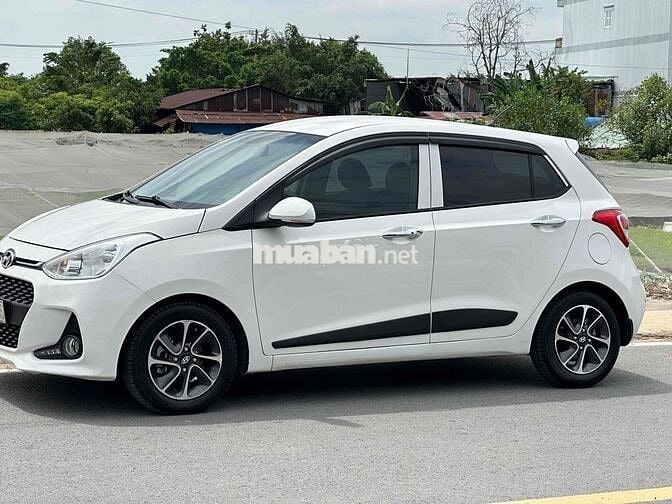 Hyundai Grand i10 2020 Hatchback 1.2 AT - 80000 km