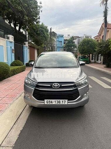 Toyota Innova 2.0 E số sàn đời 2019