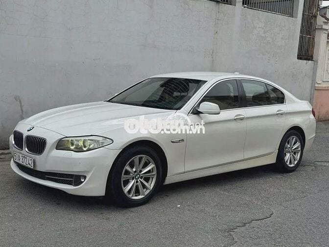 CẦN BÁN GẤP TRONG NGÀY XE BMW 520I SX 2012