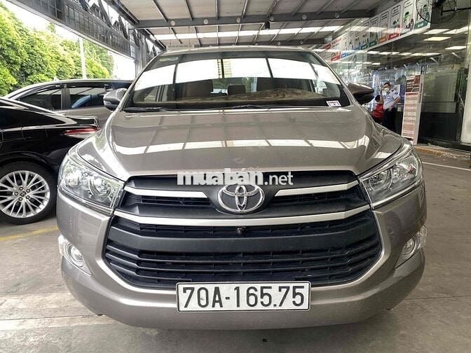 Toyota Innova 2018 2.0G, bảo hành 1 năm