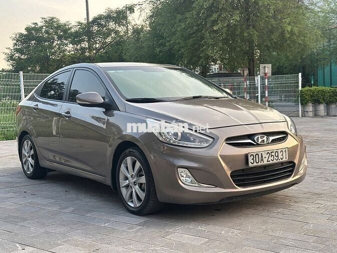 Hyundai Accent 2014 1.4 AT - 94000 km
