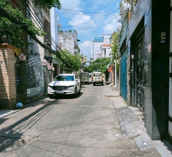 HXH đường Nơ Trang Long ngay Bv Gia Định. P13. BT. 287m2 Đất. 80Tr/m2.