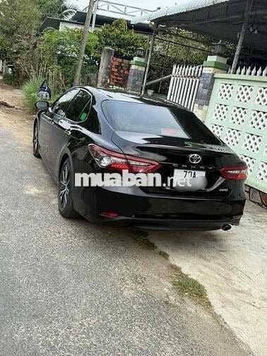 Toyota Camry 2022 2.0Q - 49000 km