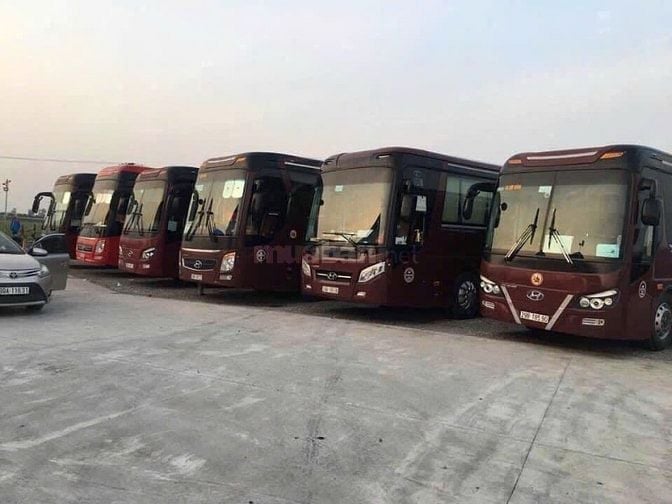 Cần tuyển gấp lái xe 29 chỗ County chạy học sinh và lịch ngoài