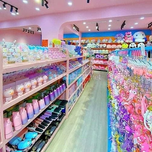 CẦN TUYỂN GẤP 4 NHÂN VIÊN TẠI CỬA HÀNG 