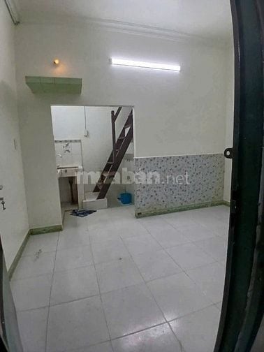 Chính chủ cho thuê nhà Trần Khánh Dư, Quận 1, sạch sẽ, giá 6 triệu 