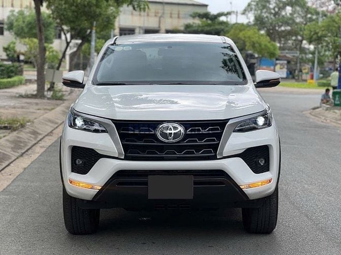 🚗 TOYOTA FORTUNER 2.4G ( MÁY DẦU, SỐ SÀN ) 🔥  - Sản xuất:  2021