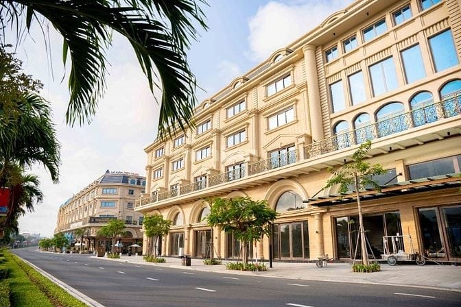 🏖️ REGAL MAISON® PHÚ YÊN – NHÀ PHỐ 5 TẦNG MẶT BIỂN TRUNG TÂM | CHỈ TỪ