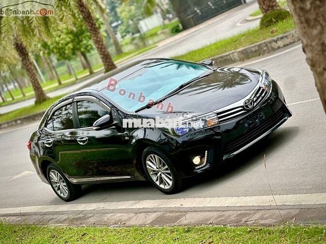 Toyota Corolla altis 1.8G 2015 odo 9v zin
