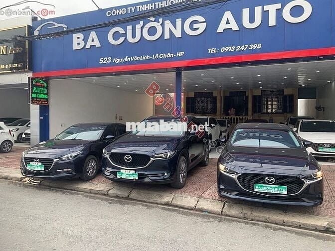 ✓ Mazda 3 Luxury 1.5 AT 2019