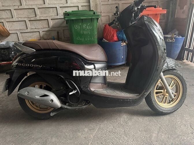 Bán xe scoopy đen bóng đk 4/2022