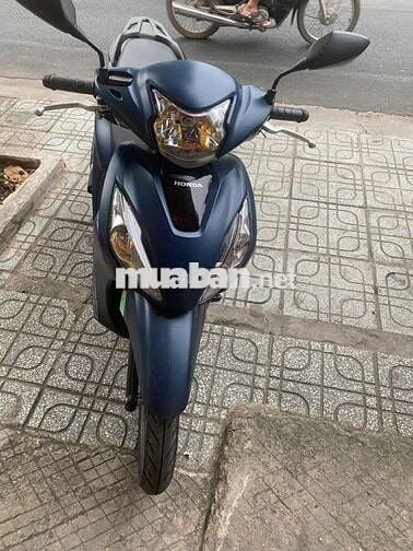 Cần thanh lý gấp xe vision 2023 chính chủ