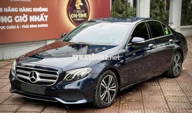 Mercedes Benz E Class 2020 E180 - 50000 km