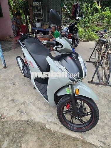 Cần bán xe SH 350i 2023 bs 61có GL SH 150i