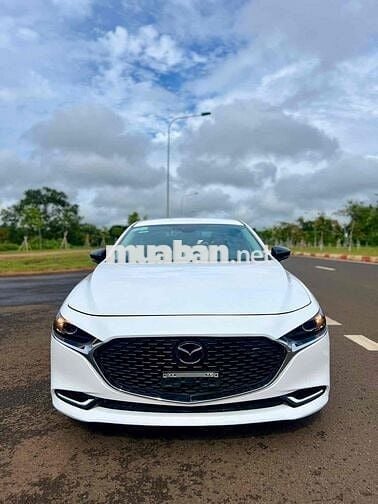 Mazda 3 2019 Sport 1.5L Luxury - 65000 km