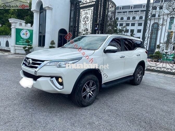 Toyota Fortuner 2.7V 4x2 AT 2018