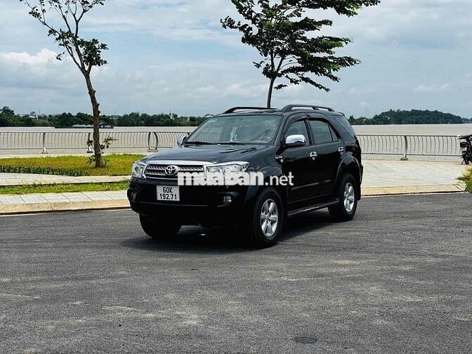 Toyota Fortuner 2011 2.7V, Cực Đẹp, Hỗ Trợ Góp