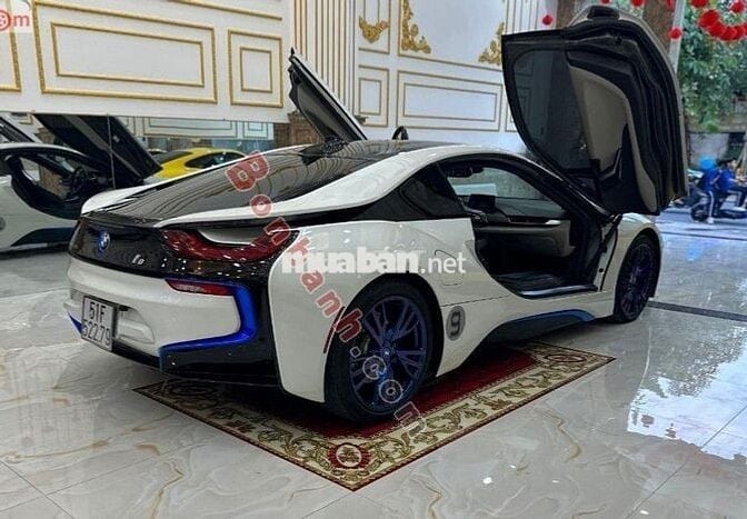 BMW i8 1.5L Hybrid 2014 đẹp như mới đập hộp